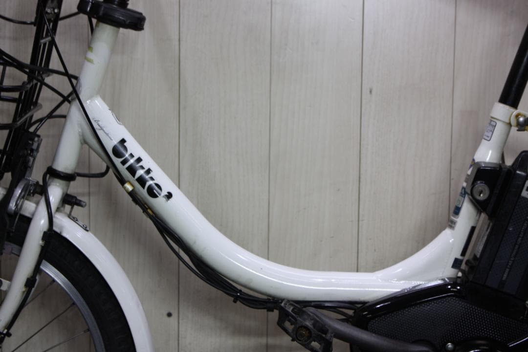 ブリヂストンbikke 2 e BK084 20型 8.7AH 3段 LED