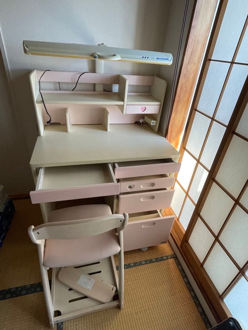 引き取り希望 イトーキ(ITOKI)学習机 フリーワン セット出品 ピンク-高品質