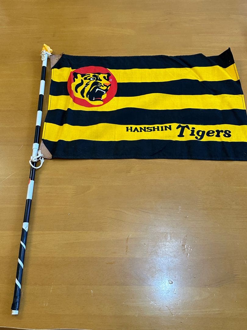 プロ野球 非売品旧11球団チーム旗 - メルカリ