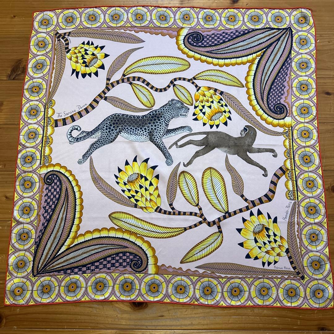 m*o様 エルメス　カレ70 サバンナのダンス　シルク100% カレ 70 《ブリッド・ガラ・バンダナ・ドット》 - ブルー | Hermès