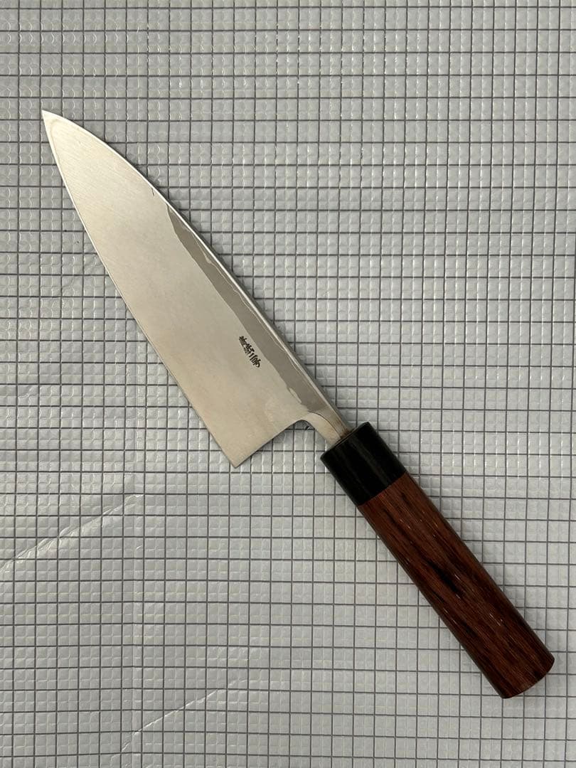 包丁 出刃 ダマスカス 安来鋼青紙2号 180mm 紫檀シノギ柄 ③ - メルカリ