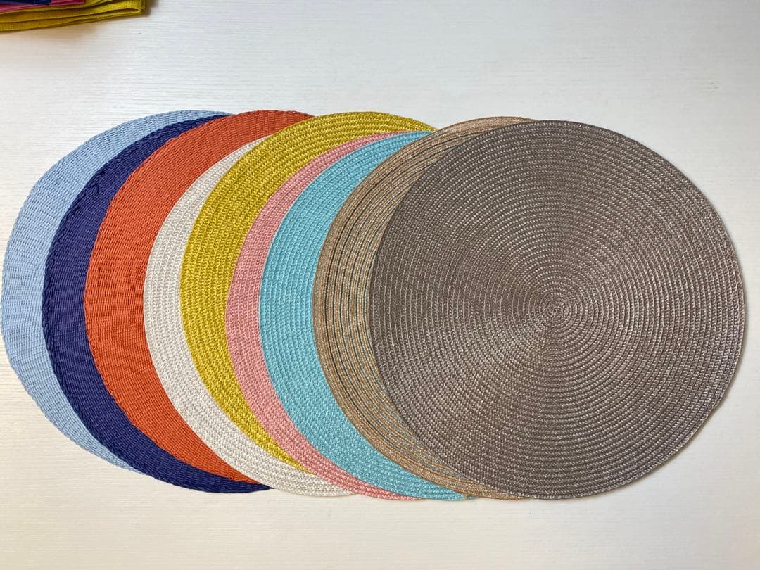 kgka様専用✨形ランチョンマット（各2枚）8色セット/プレート2枚