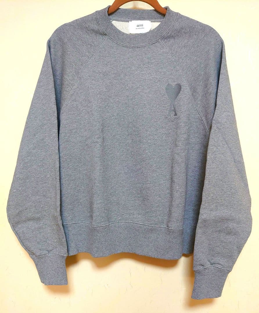 【極美品】 ami paris ♡ トレーナー AMI PARIS (アミパリス) ロゴパッチ クルーネック トレーナー Ami de