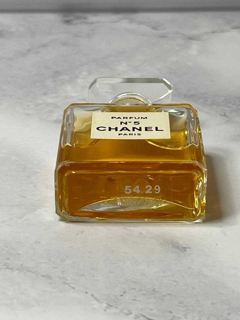 CHANEL シャネル No.5 PARFUM 7ml 香水 - メルカリ