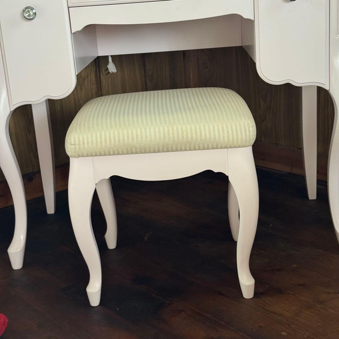 美品☆ 東海家具 Fleur ドレッサー スツール ホワイト 猫脚 三面鏡