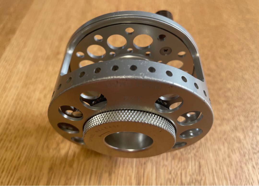 最終値下げ】中古 HARDY フライリール マークスマン3／4番 - メルカリ