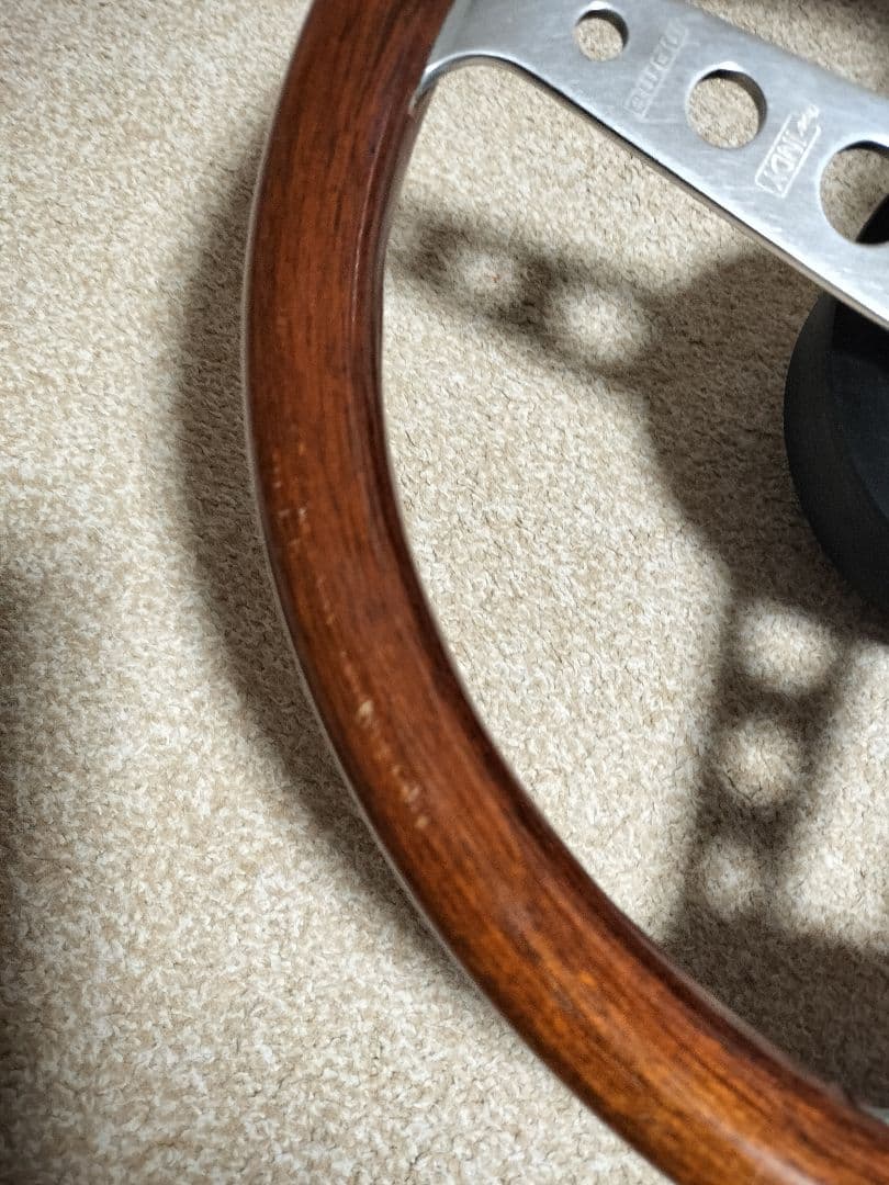 MOMO ウッド ステアリング INDY モモ ITALY07-96ボス付き MOMO ウッド