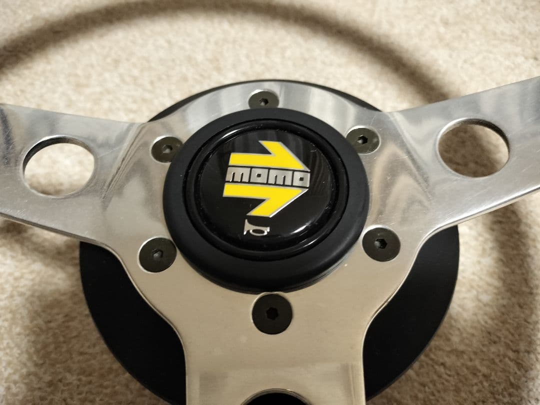 MOMO ウッド ステアリング INDY モモ ITALY07-96ボス付き MOMO ウッド