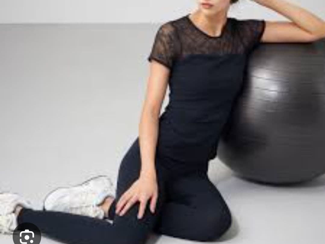 大幅お値下げ→新品タグ付 チャコット レースコンビトップ Sサイズ