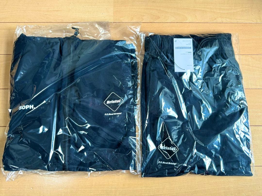 F.C.Real Bristol SUPPLEX NYLON セットアップ上下 - メルカリ