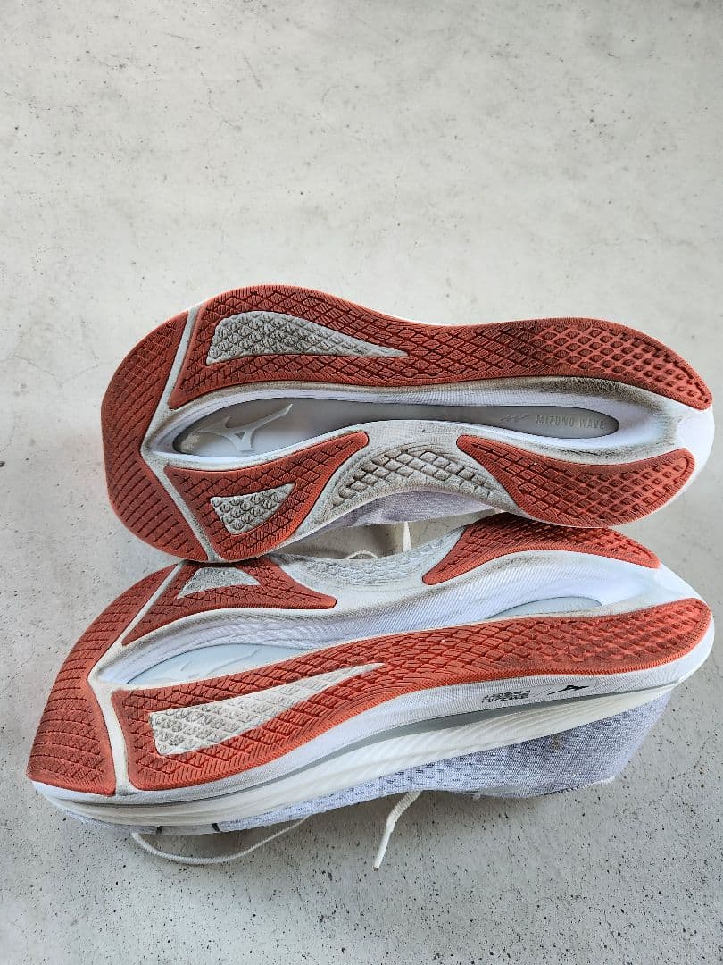 ミズノ WAVE REBELLION FLASH 2 　26.5cm