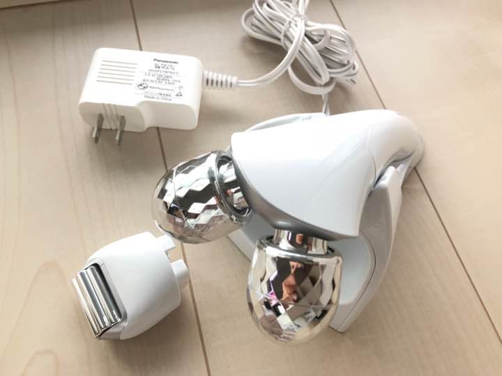 《値下げ》ローラー式美容器 Panasonic