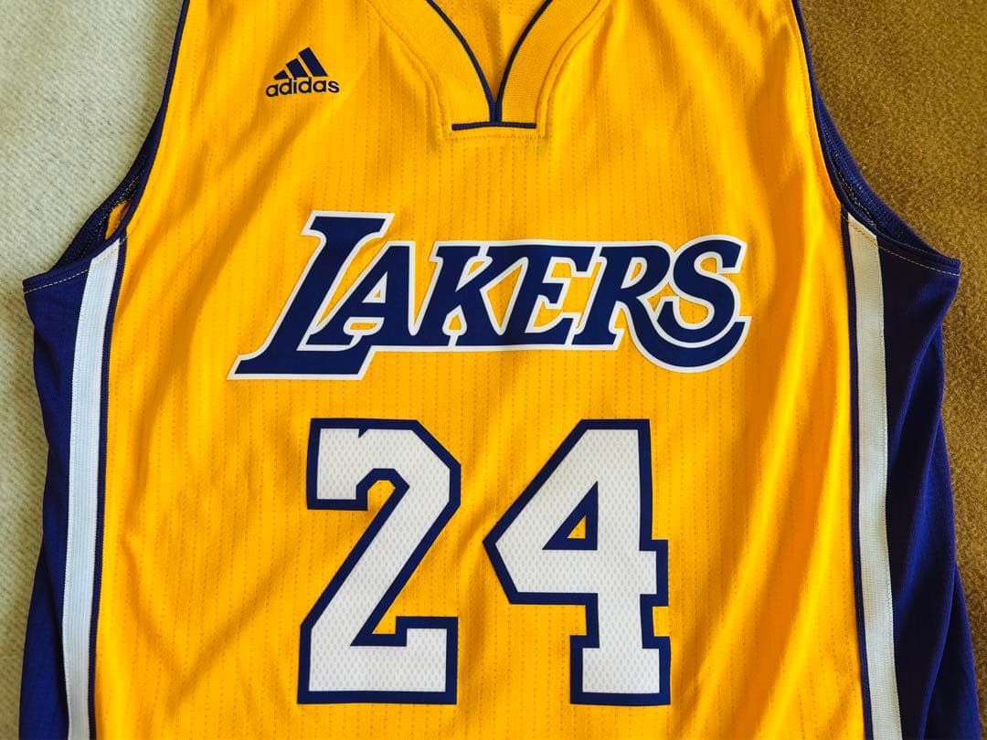 KOBE #24 コービーブライアント　ユニフォーム　レイカーズ adidas NBA LAKERS ユニフォーム S グラデーション #24 kobe bryant