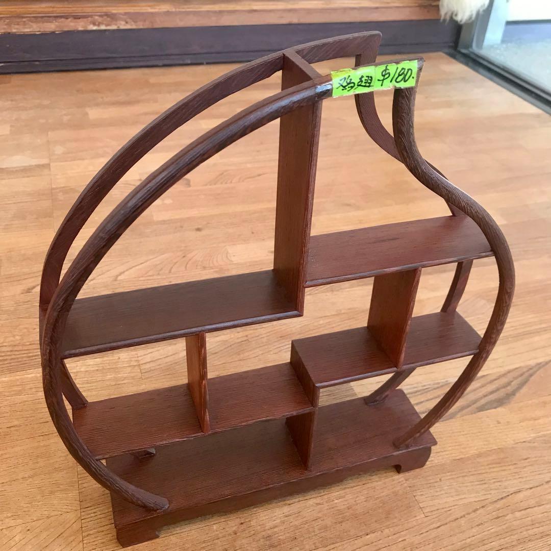 アンティークな飾り棚3点セット、茶器、お猪口、ぐい呑、一輪挿