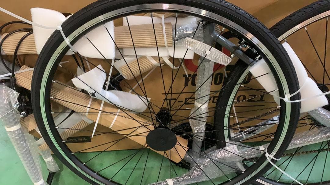 現状品 TOMONAU クロスバイク 自転車 700C(約27インチ)21段変速 - メルカリ