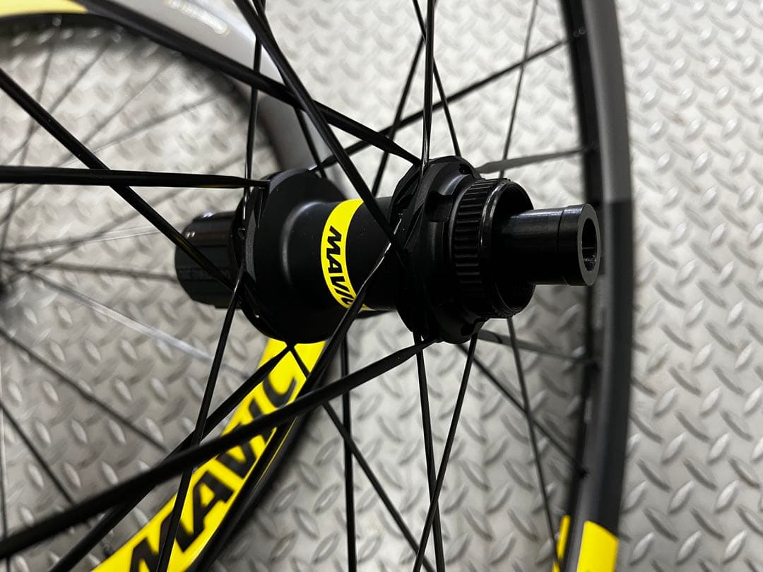 MAVIC Cosmic SLR 45Disc シマノ イクシオンタイヤ2本付 - メルカリ