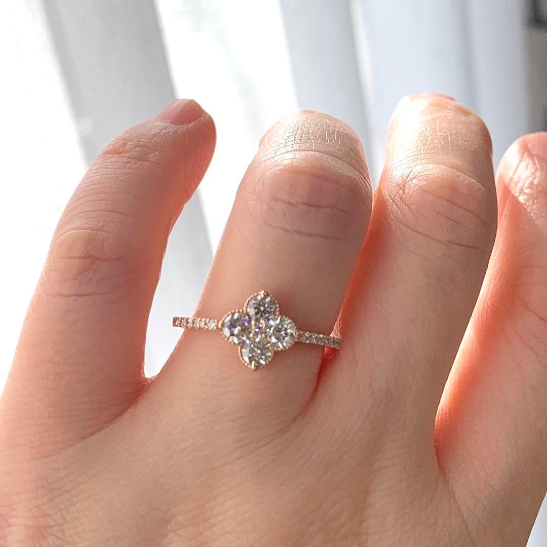 鑑別書付 K18PG 0.71ct四つ葉クローバーミル打ち天然ダイヤモンド