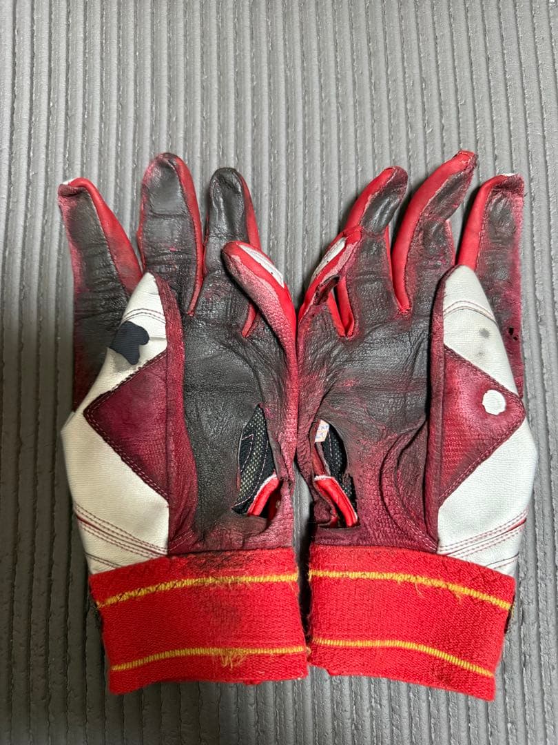 実使用】五十幡亮汰選手 FIGHTERS バッティンググローブ 早い者勝ち‼️
