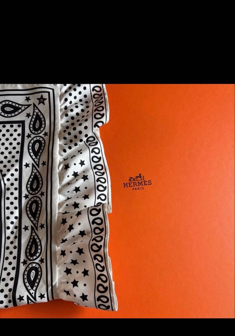 HERMES フリルスカーフ 70 美品 鑑定済み♪