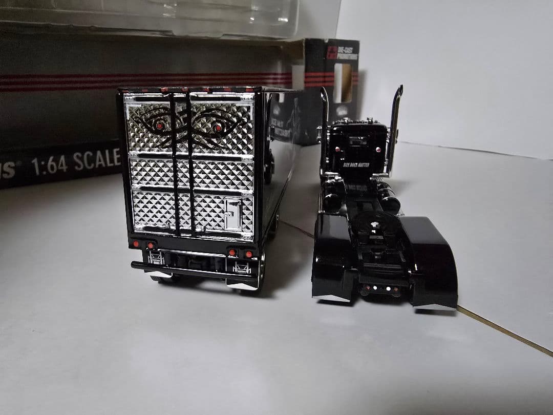 ダイキャストプロモーション 1/64 EastCoastLargeCars - メルカリ