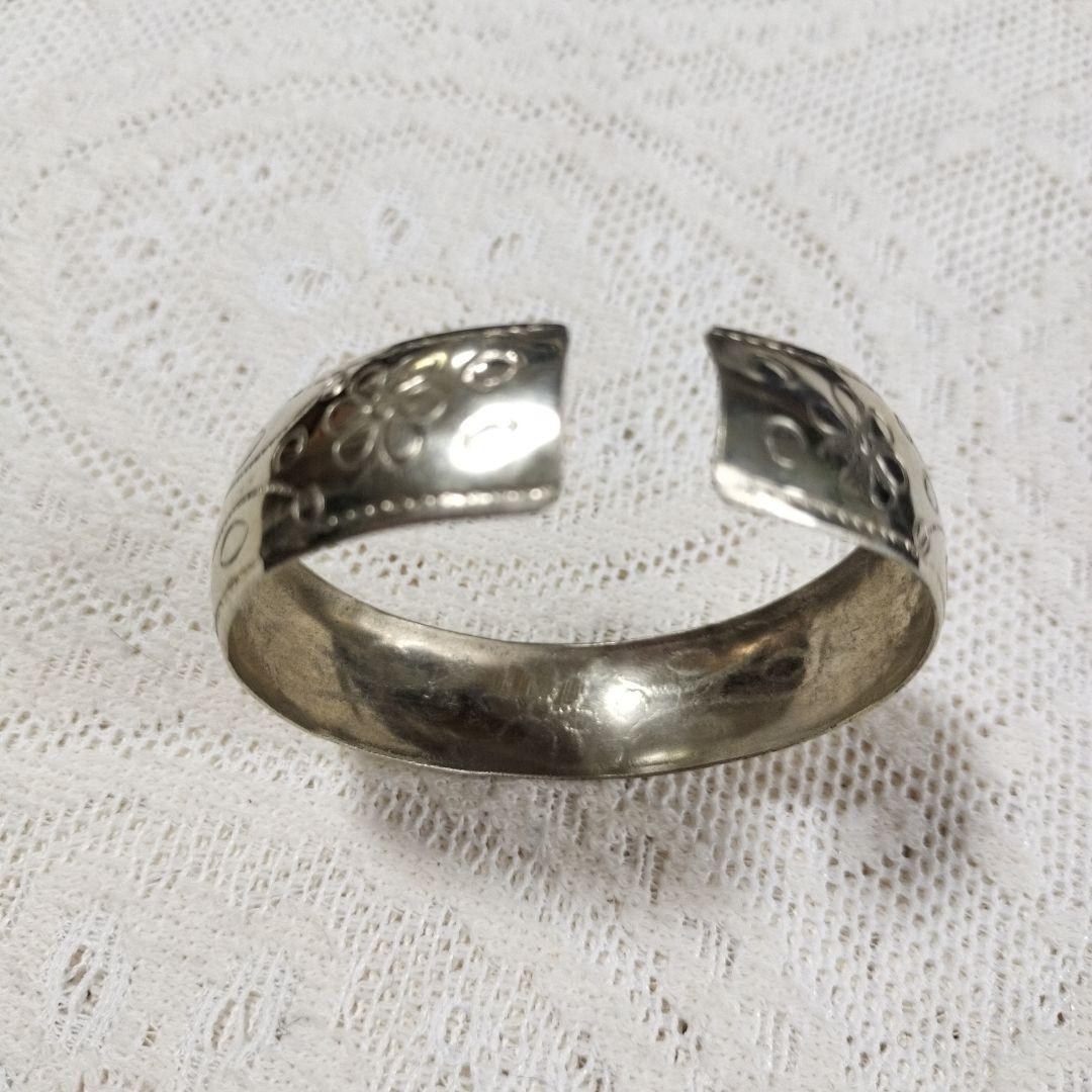 銀細工工芸品バングル、シルバー約16g、ヴィンテージブレスレット