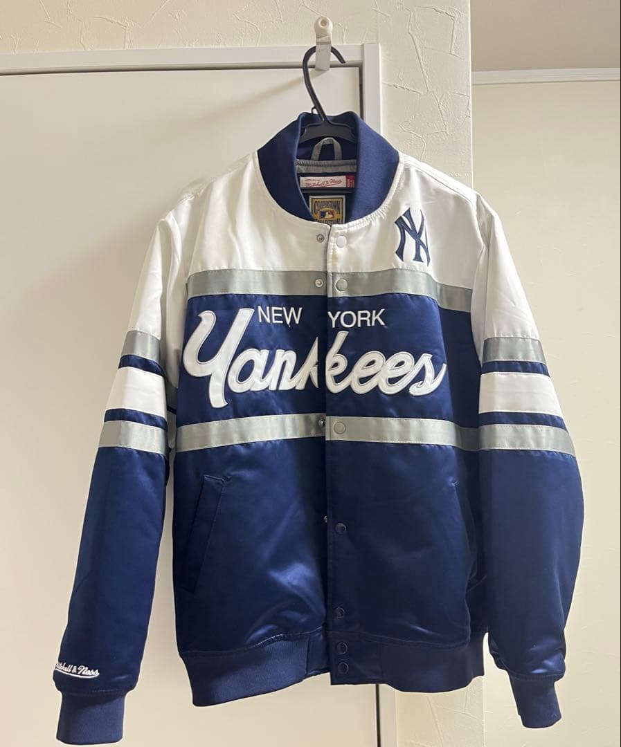 美品✨ Mitchell&Ness ヤンキース スタジャンM - メルカリ