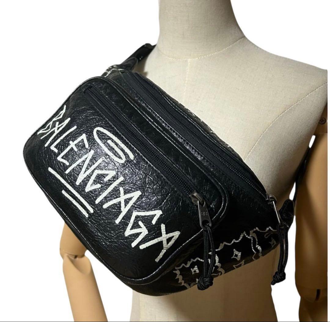 極美品】ポールスミス ボディバッグ オールレザー ブラック 黒 ロゴ金具