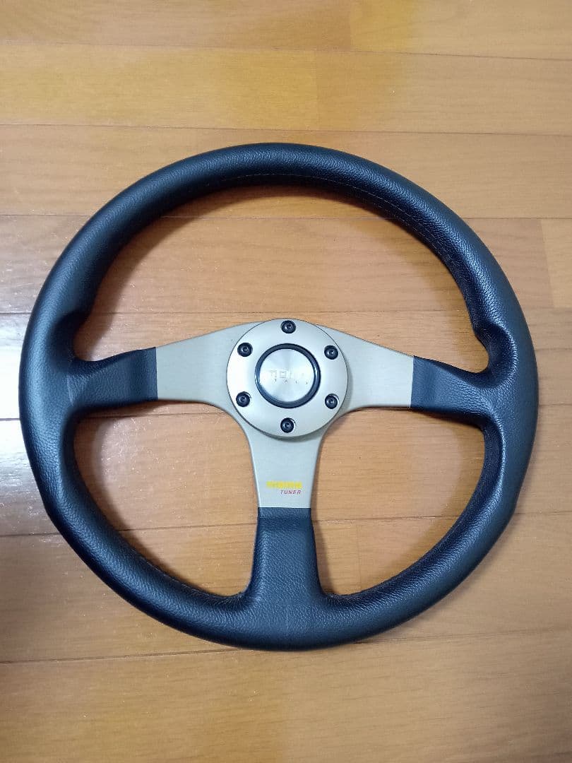 momo TUNER ステアリング 本体 MOMO（モモ） 日本正規品 ステアリング TUNER(Dark gray spOKe) 32φ