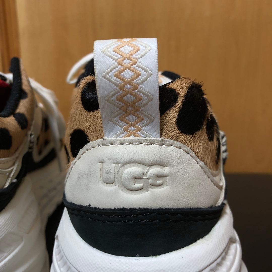 ugg×atoms 別注　CA805 チーター　23.5cm