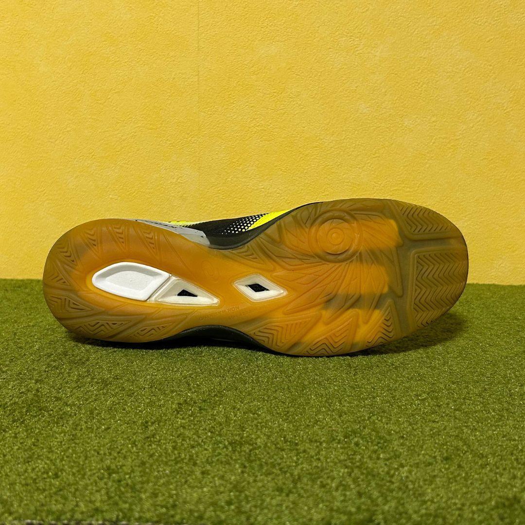 新品 フットサルシューズ アシックス デスタッキ 6J 激レア 24.5cm