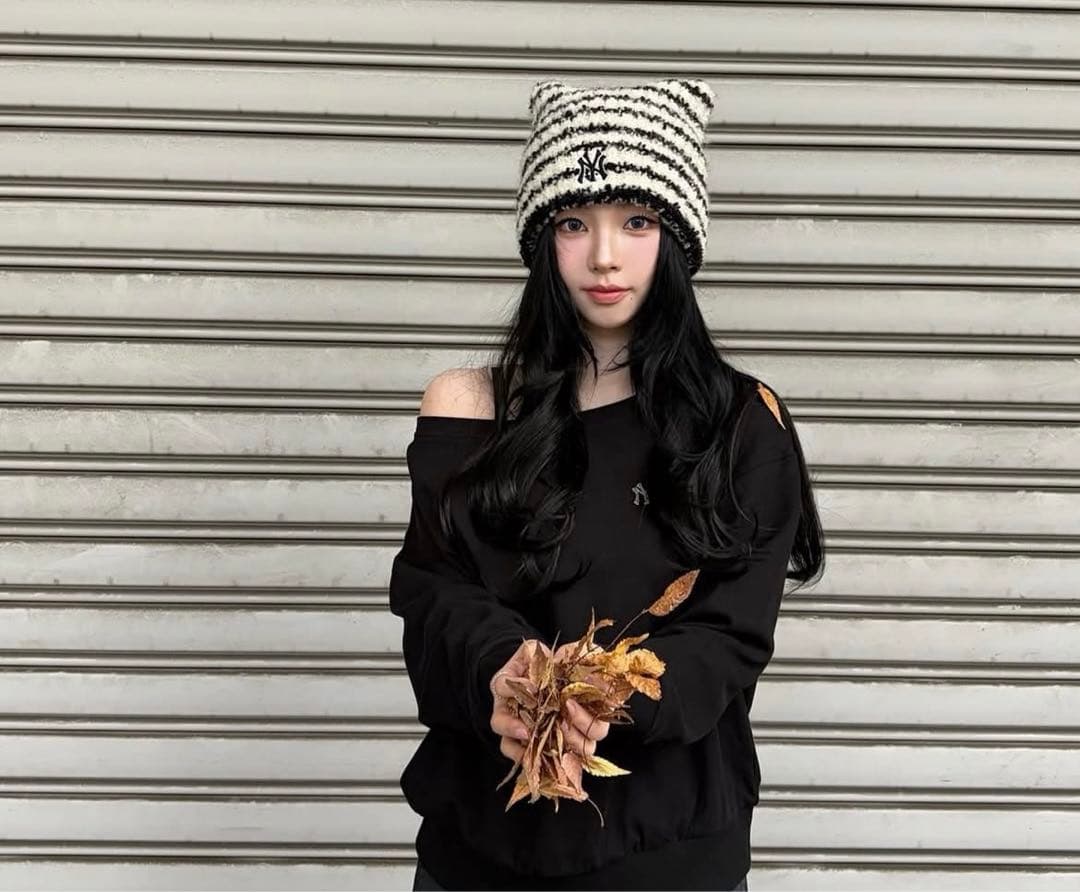 MLBビーニー ボーダー karina着用 猫耳ニット帽 ミャオン - メルカリ
