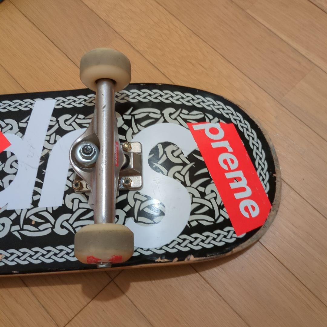 さいやまん様専用supreme コンプリート8.5インチスケートボード - メルカリ