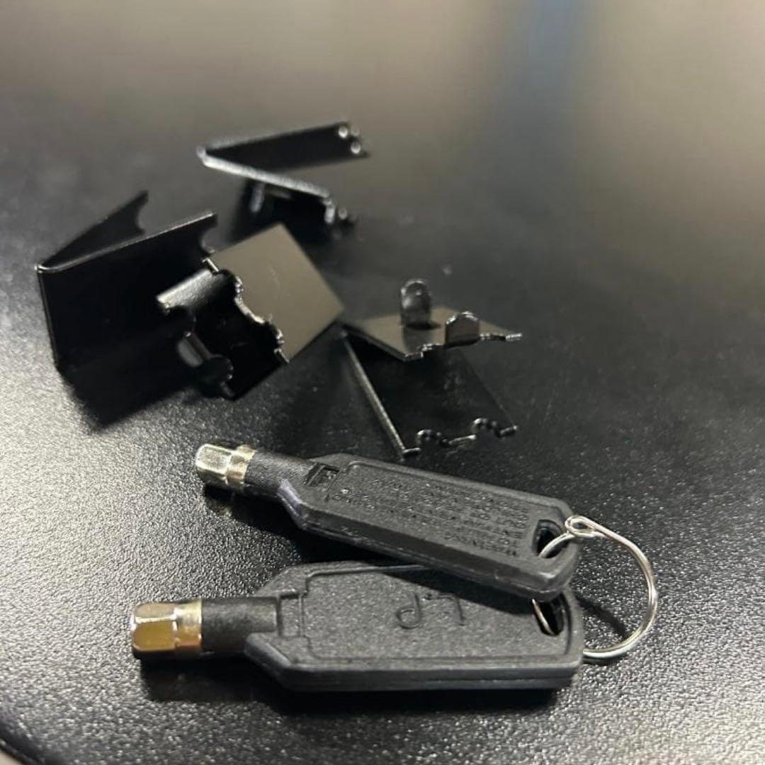 2018年製】さくら製作所 SB75 動作確認済み 棚板、鍵付き