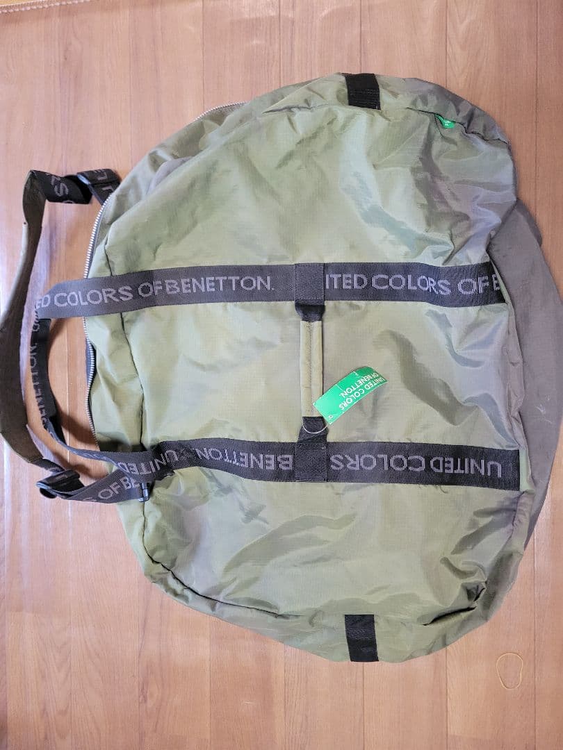 k*o様 希少品☆United Colors of Benetton 折りたたみ