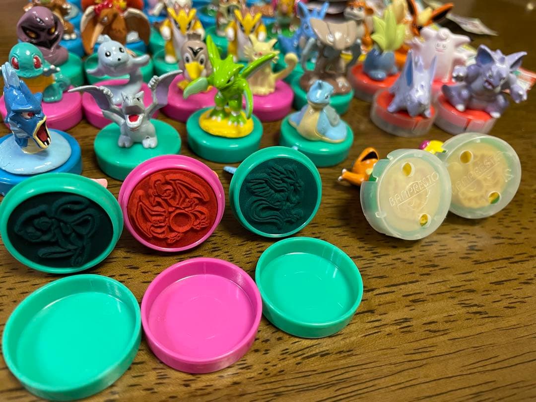 《週末限定特価》ポケモンフィギュア　スタンプ　40体セット