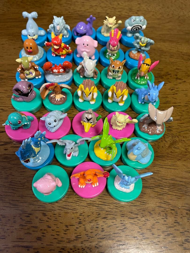 《週末限定特価》ポケモンフィギュア　スタンプ　40体セット