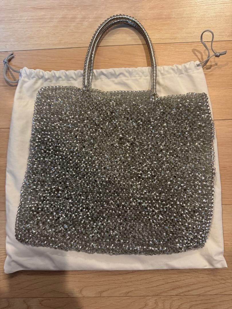 ANTEPRIMA シルバービーズ ハンドバッグ ANTEPRIMA/WIREBAG＞STANDARD Z(スタンダード Z)を発売 | 株式会社