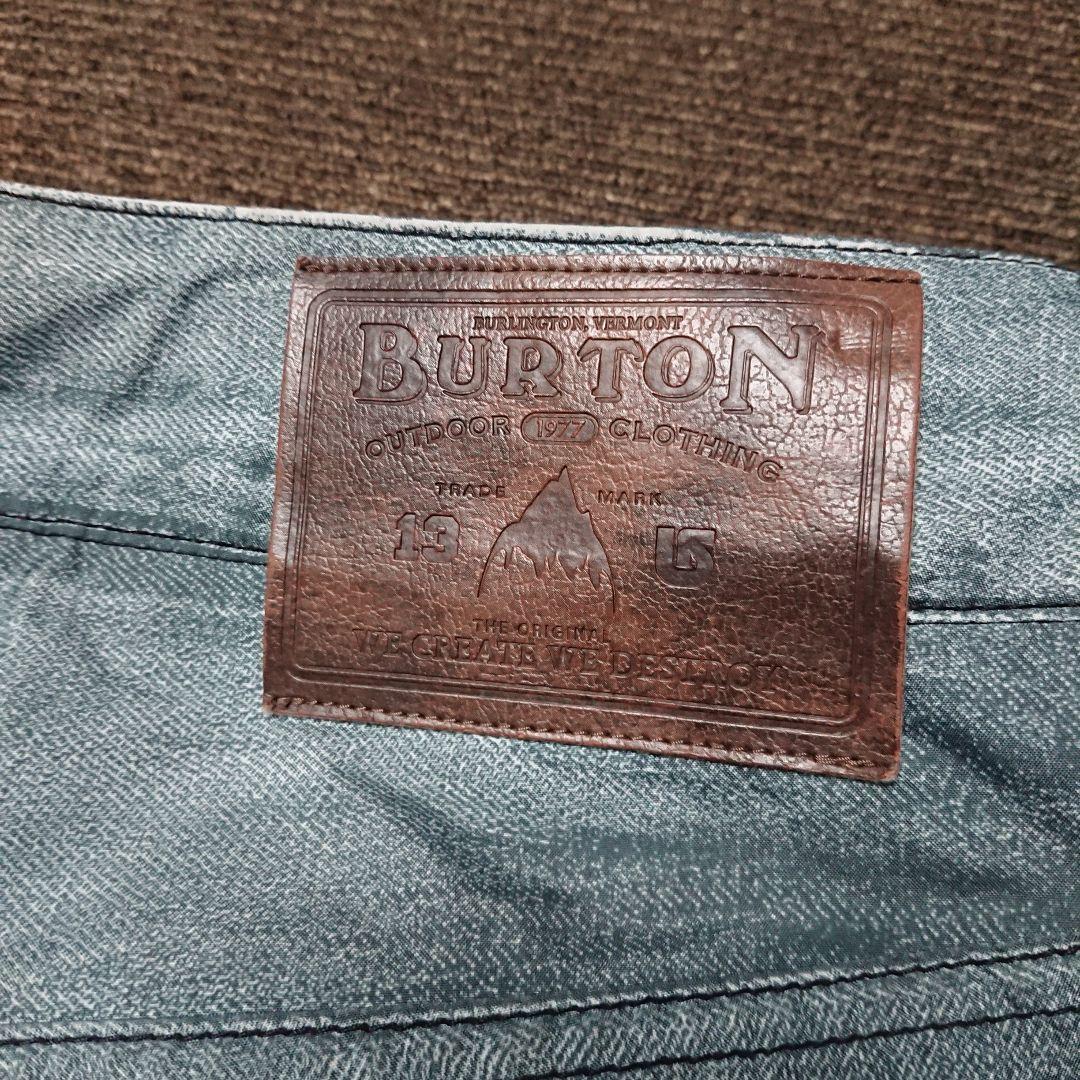 送料無料【BURTON】ダメージデニムプリントゴアテックススノボパンツ S