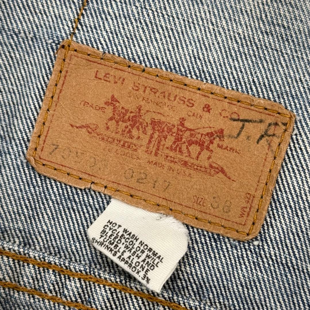 70s Levi's 70505 4th デニムジャケット 布ケアタグ 38 - メルカリ