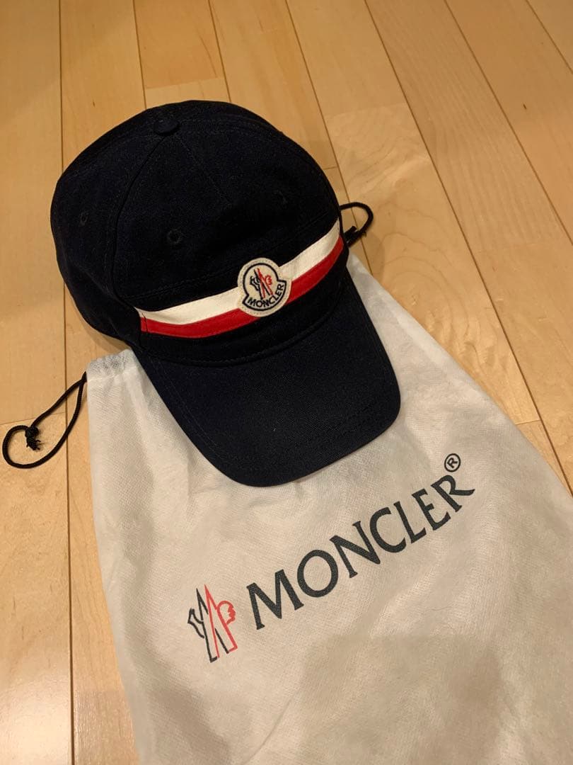 MONCLER ネイビー ストライプ キャップ MONCLER x DONALD GLOVER Moncler x Gilga Farm by Donald Glover