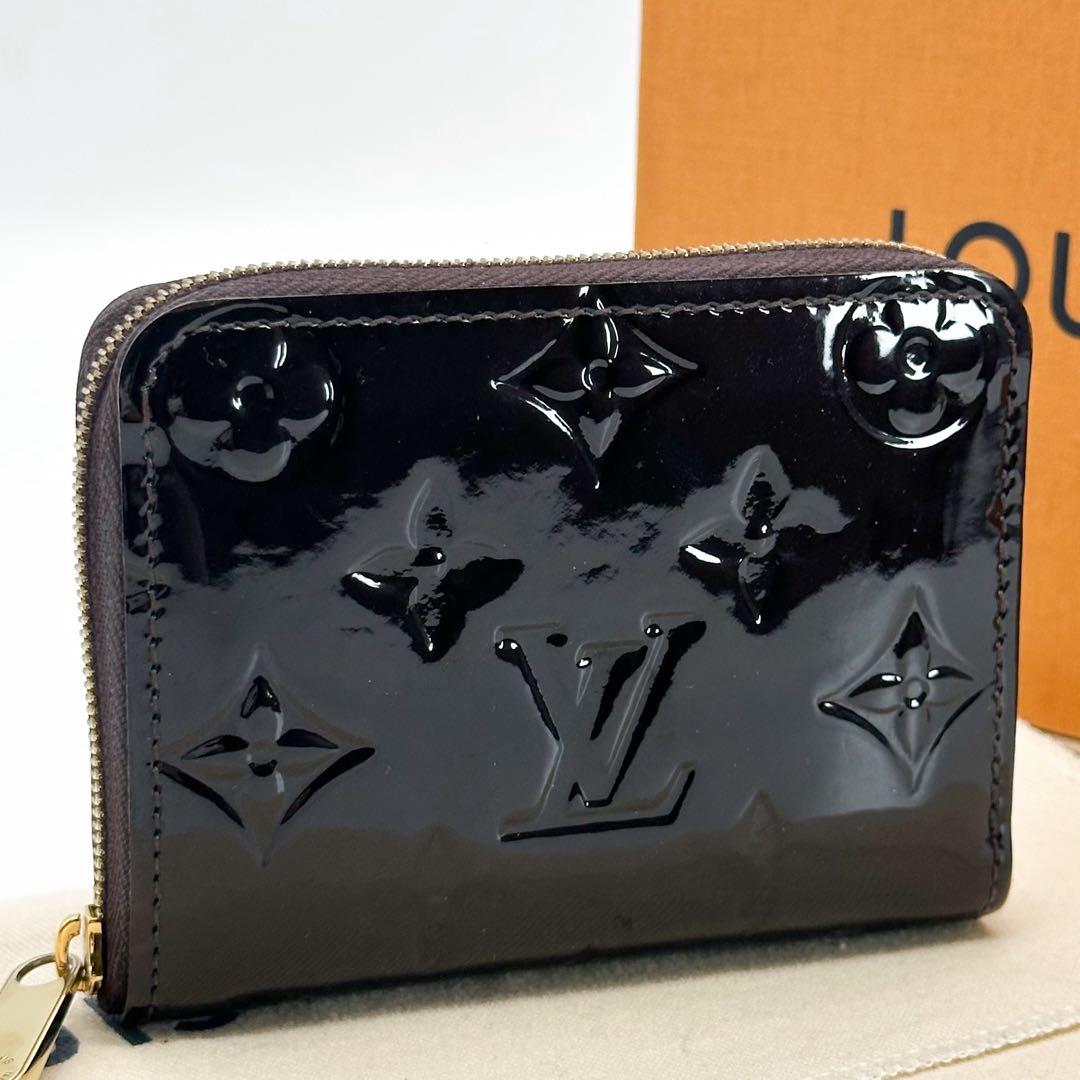 美品 ジッピーパース ヴェルニ アマラント モノグラム 小銭入れ 中古・古着通販】LOUIS VUITTON (ルイ ヴィトン) ヴェルニ ジッピー