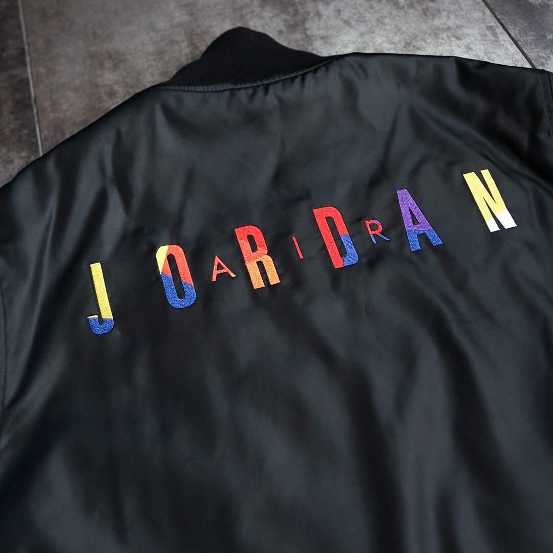 JORDAN スタジャン 中綿入 刺繍デザイン ブラック 刺繍入り 男女兼用