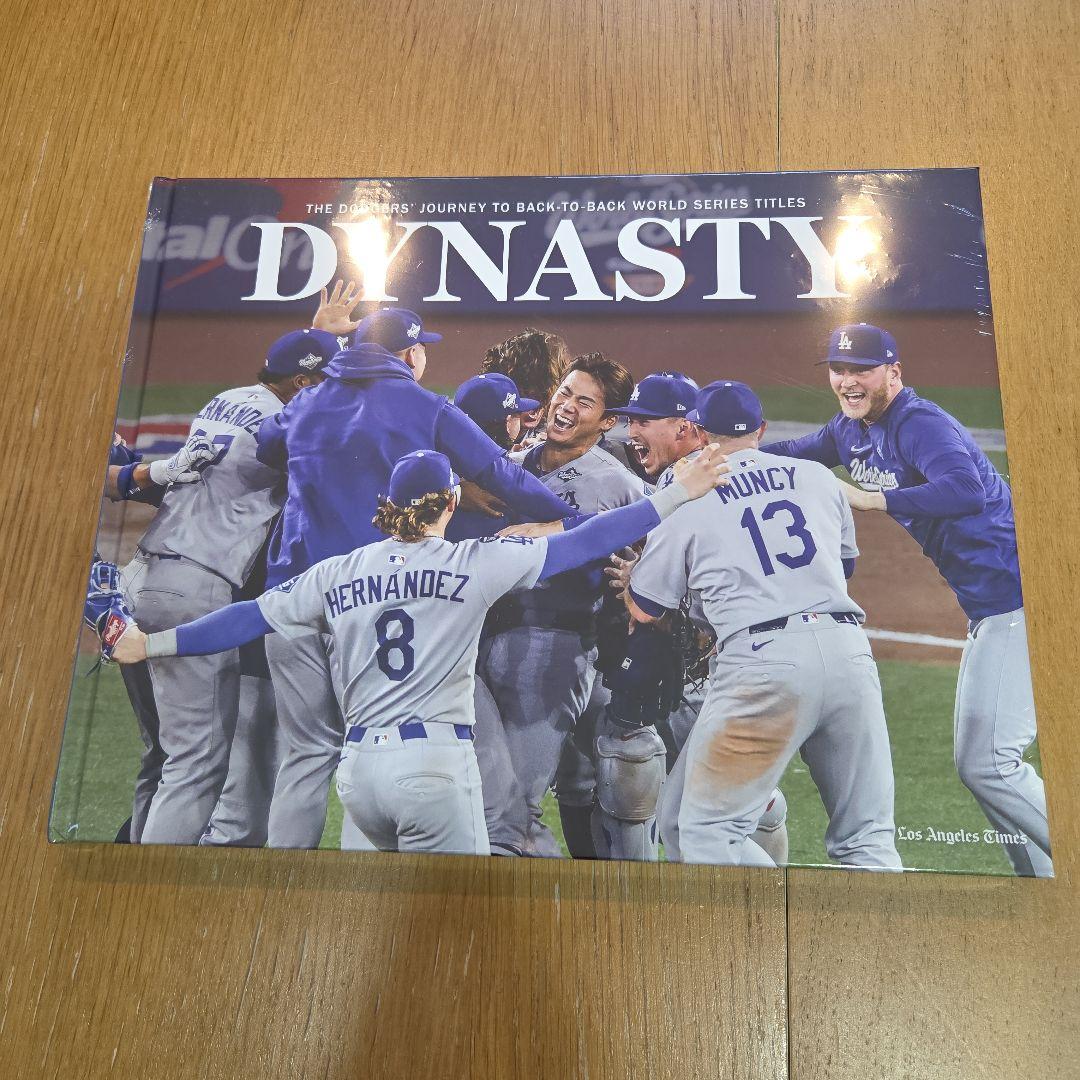 ドジャース　王朝　ワールドシリーズへの道のり　&　LAタイムズ新聞 ドジャース 王朝 ワールドシリーズへの道のり & LAタイムズ新聞 - メルカリ