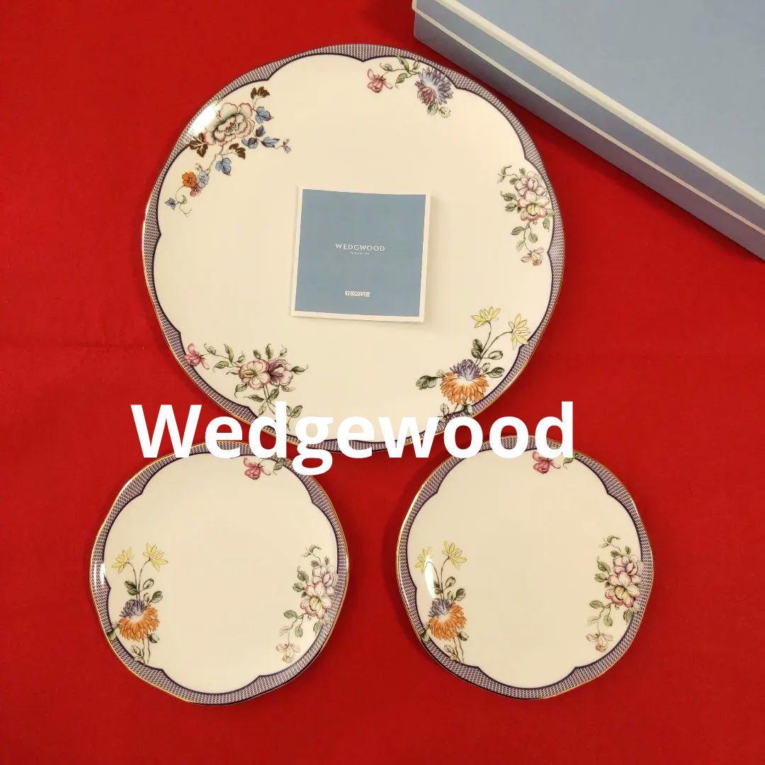 ウェッジウッド 花柄プレート3枚セット ★フォーチュン★新品 WEDGWOOD（ウェッジウッド） 【正規店入荷】【名入れ代込】WEDGWOOD