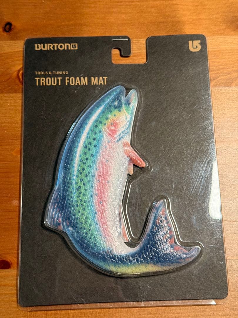 BURTON トラウトフォームマット デッキパッド バートン TROUT - メルカリ