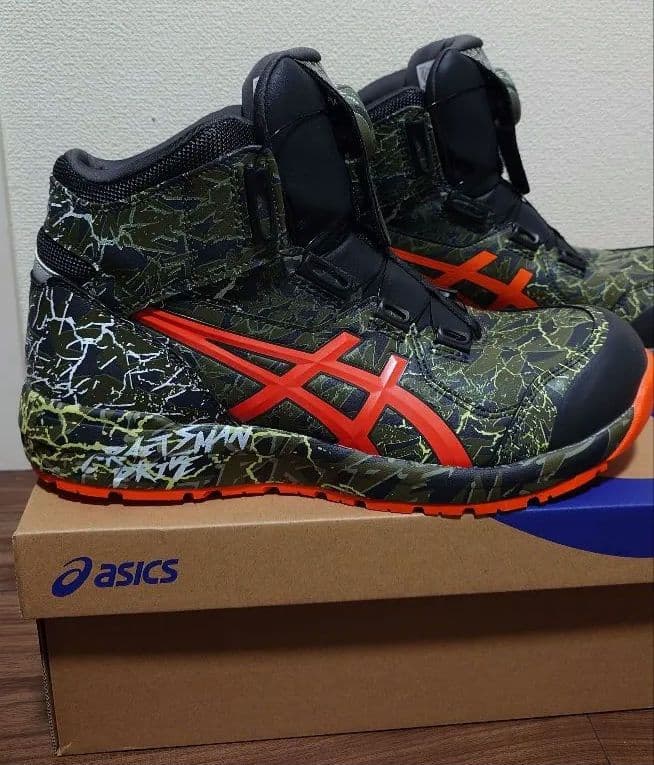 アシックス安全靴　CP304 　限定マグマ 27.5cm