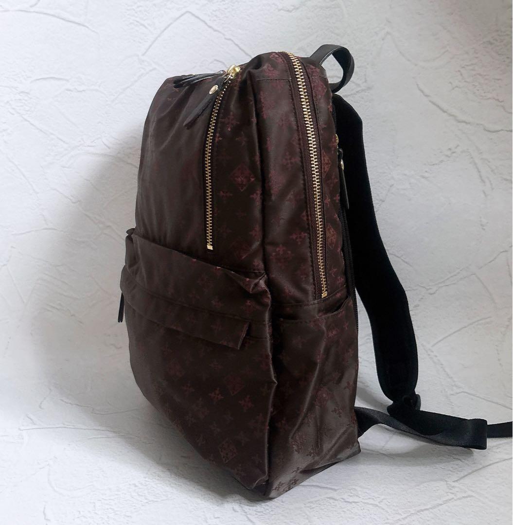 《美品》russet スクエアリュックサック モノグラム 大容量 A4 ブラウン