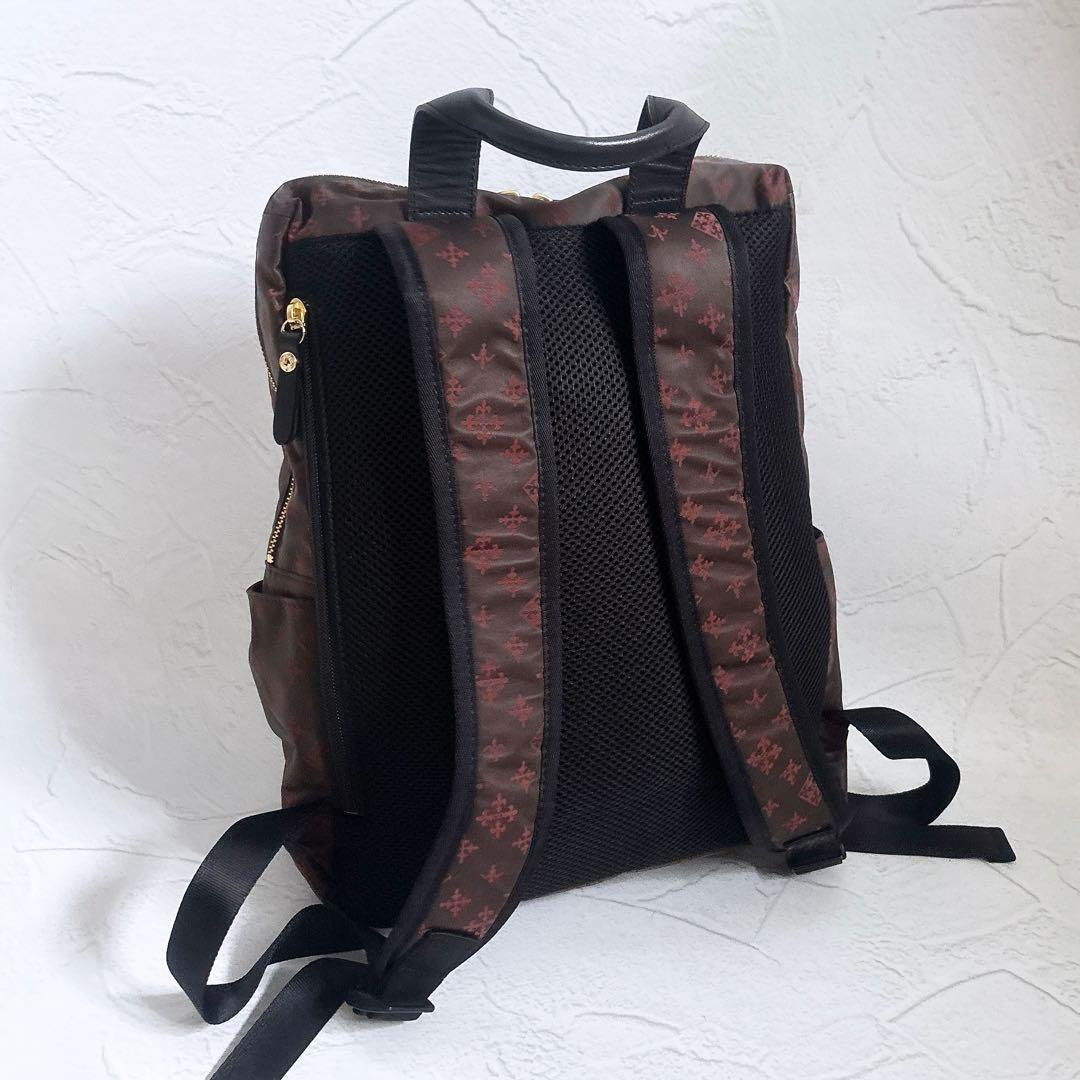 《美品》russet スクエアリュックサック モノグラム 大容量 A4 ブラウン