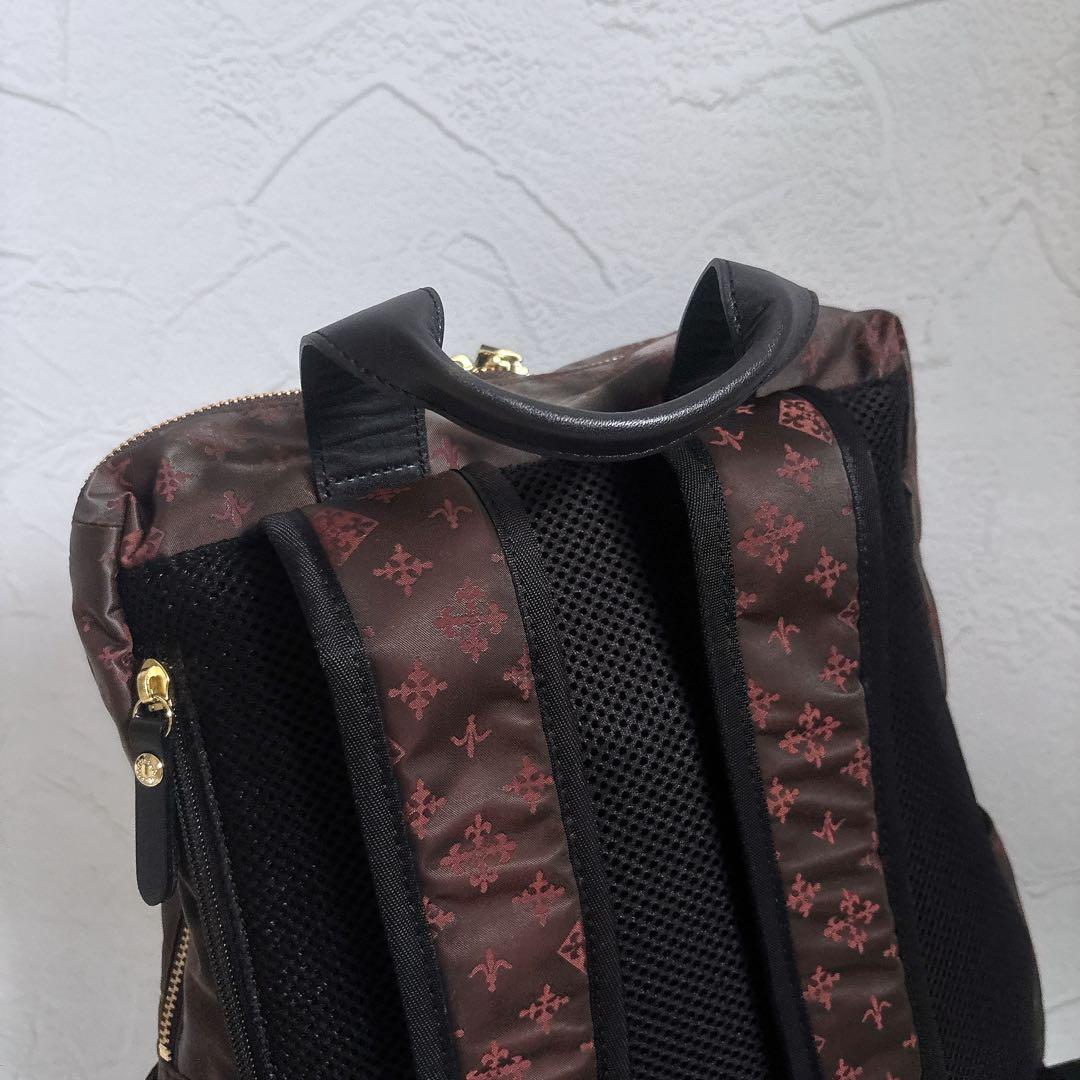 《美品》russet スクエアリュックサック モノグラム 大容量 A4 ブラウン