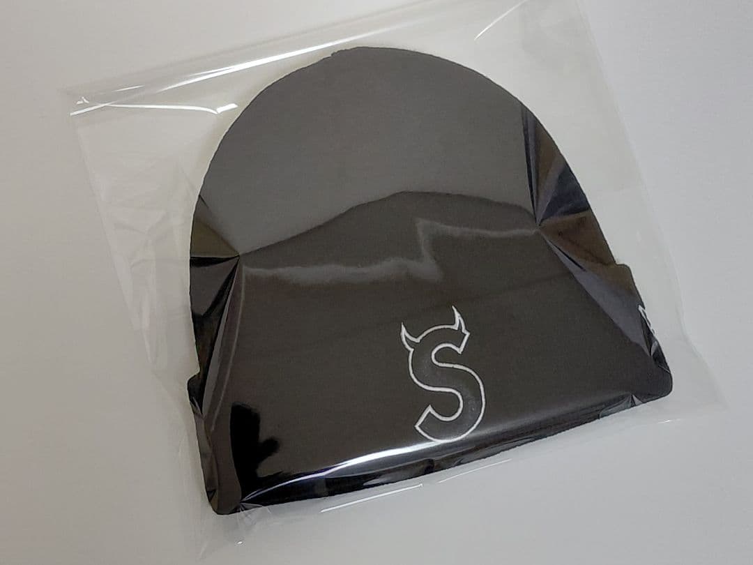 美品　Supreme　New Era　S Logo ツノ　Beanie　ブラック Supreme x New Era FW24 S Logo Beanie Black | eBay